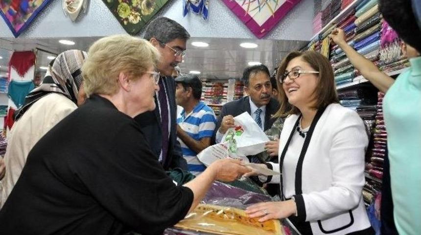Fatma Şahin’den Bayram Alışverişi