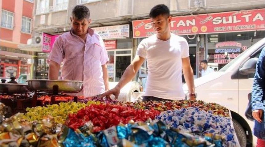 Bayram Şekeri Alışverişi Başladı