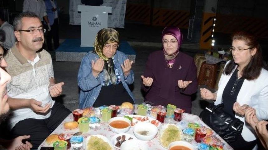 Meram Ailesi İftarda Buluştu