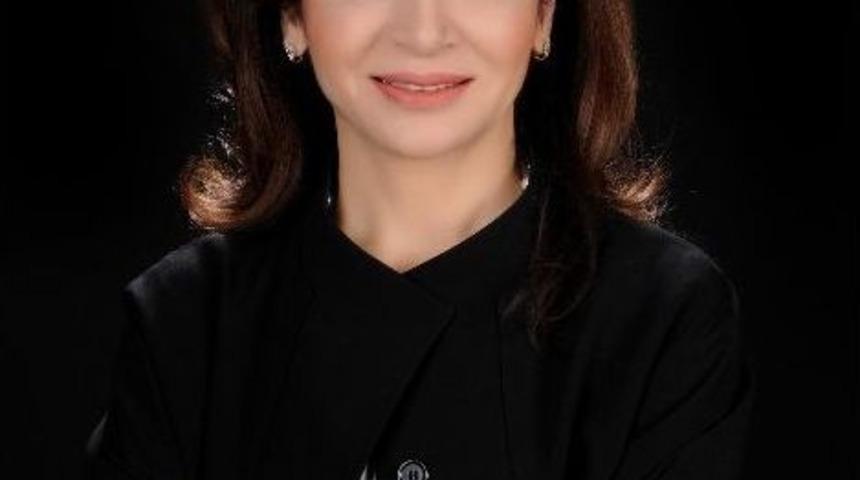 Gazi &Uuml;niversitesi Rekt&ouml;rl&uuml;k Se&ccedil;imlerinde 19 Erkek Adaya Karşı Tek Kadın Yarışacak