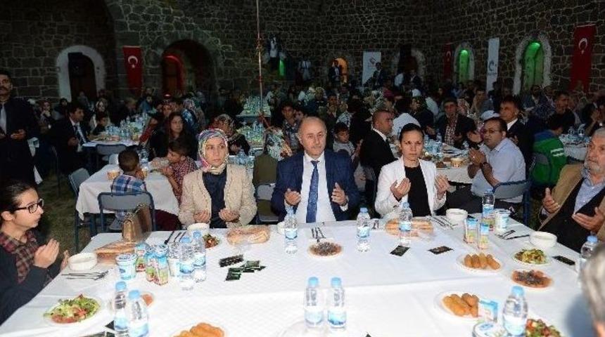 Tarihi Tabyalarda Şehit Ve Gazi Ailelerine İftar Yemeği