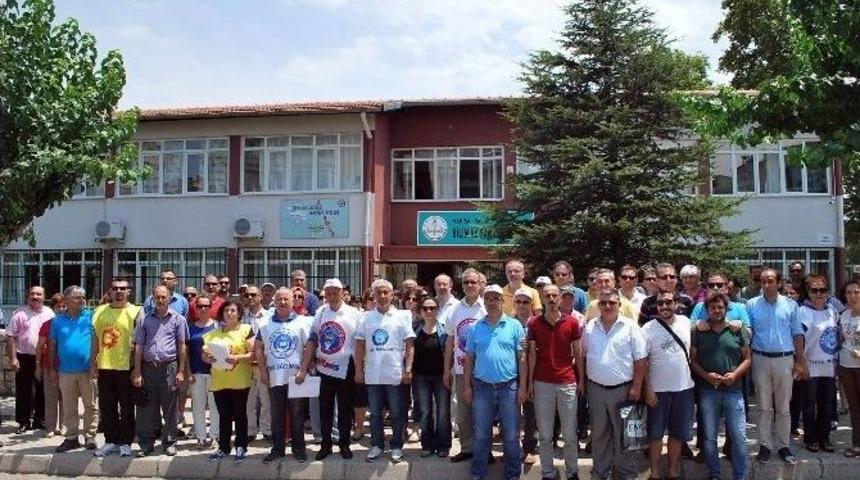 Salihli&rsquo;de &Ouml;ğretmenlere &rsquo;baskı Var&rsquo; İddiası