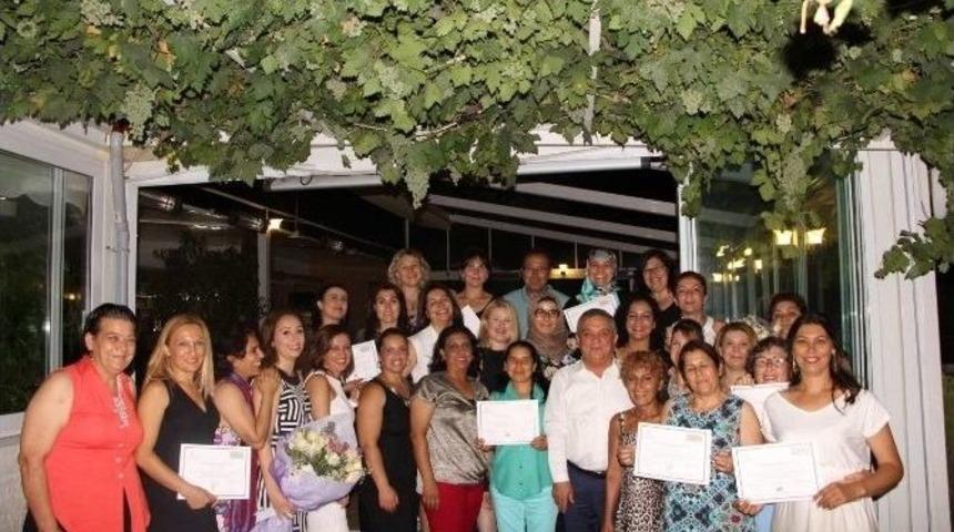 Kuşadası&rsquo;nda &ldquo; Kadının İnsan Hakları Eğitimi&rdquo;nin İlk Aşaması Tamamlandı