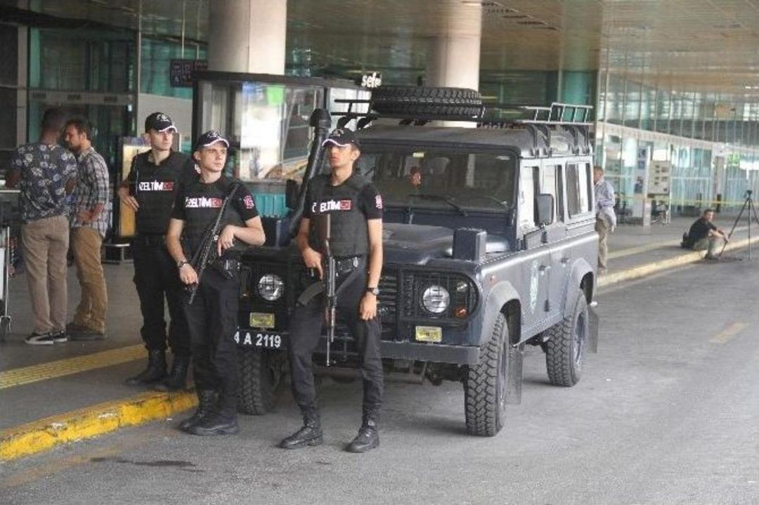 &Ouml;zel Harekat Polisi Atat&uuml;rk Havalimanı&rsquo;nda G&ouml;reve Başladı