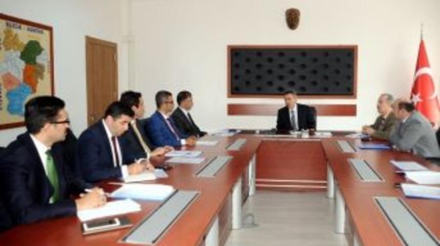 Vali Elban Kaymakamlarla Bir Araya Geldi