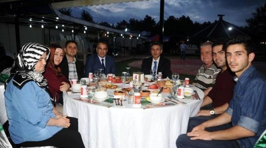Bilecik Valiliği&rsquo;nden Şehit Ve Gazi Ailelerine İftar