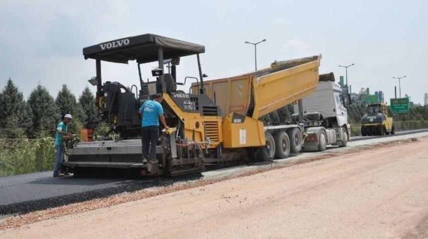 Kartepede Yol Yapım &Ccedil;alışmaları Devam Ediyor