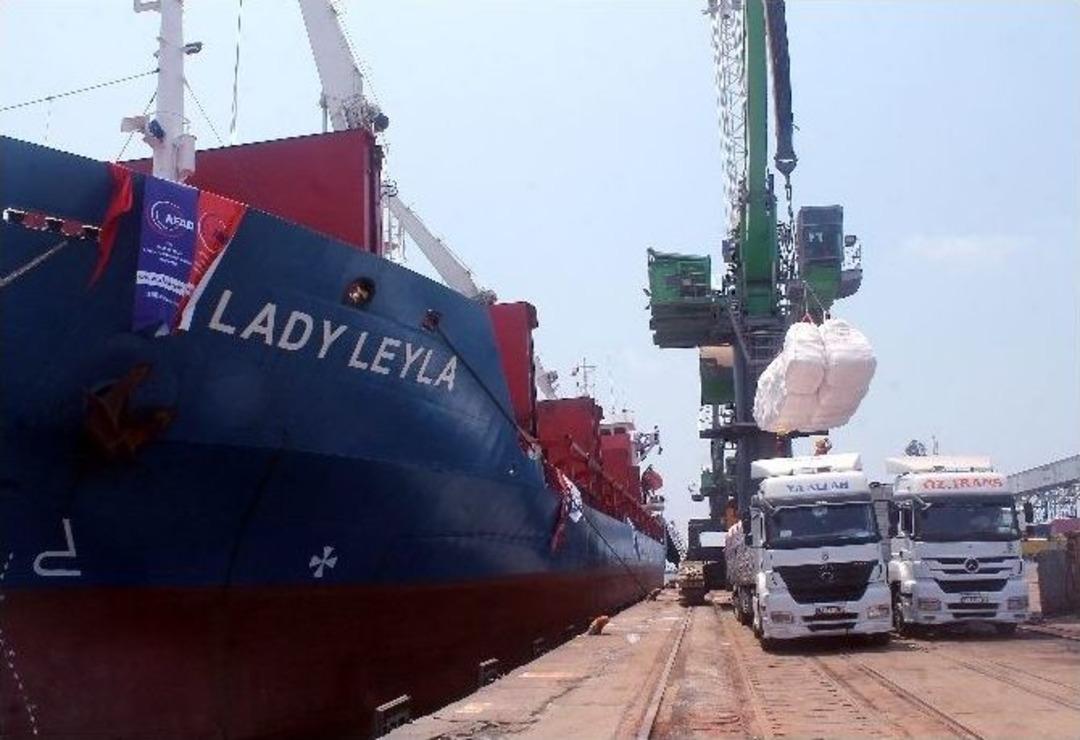 Yardım Gemisi &rsquo;lady Leyla&rsquo;ya Gazze İ&ccedil;in Y&uuml;kleme Devam Ediyor