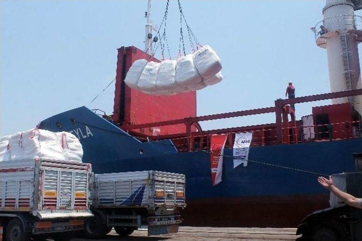 Yardım Gemisi ’lady Leyla’ya Gazze İçin Yükleme Devam Ediyor G5