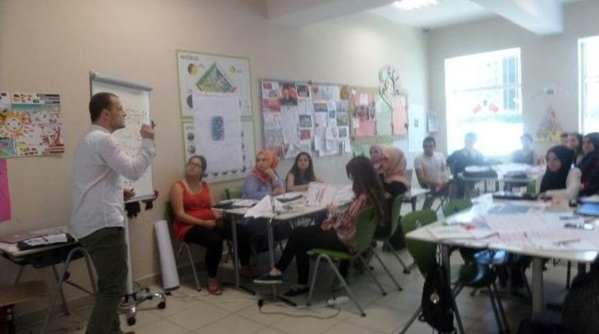 D&uuml;nya Gen&ccedil;liğinin Kaliteli İstihdamı İ&ccedil;in Bir Araya Geldiler