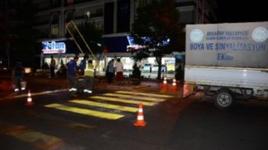 Aksaray&rsquo;da Yol Ve Yaya Ge&ccedil;idi &Ccedil;izgilerini Yeniliyor