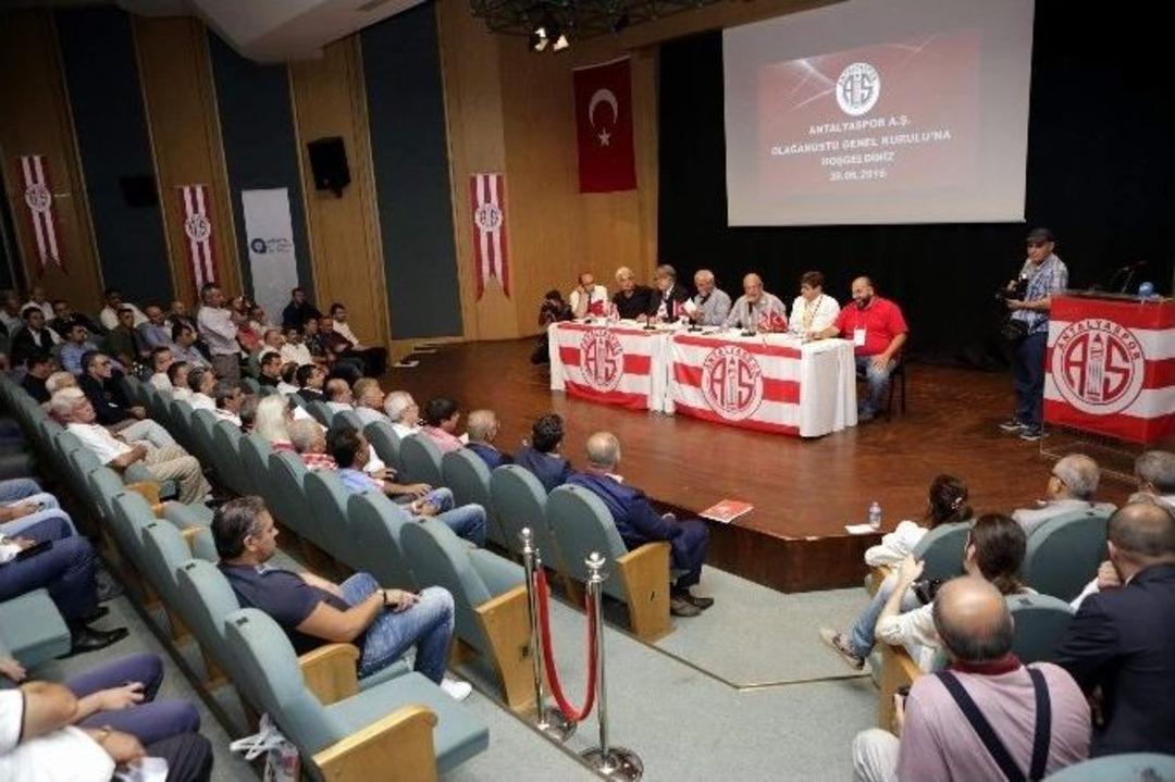 Antalyaspor&rsquo;un Yeni Başkanı Ali Şafak &Ouml;zt&uuml;rk