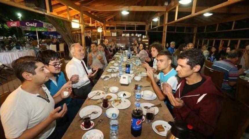 Başkan&rsquo;dan Stk&rsquo;lara İftar