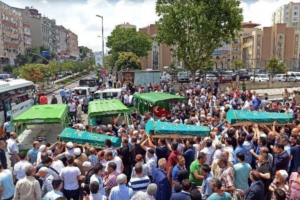 Atat&uuml;rk Havalimanı&rsquo;nda Hayatını Kaybeden Yabancı Uyruklu 5 Kişi Toprağa Verildi
