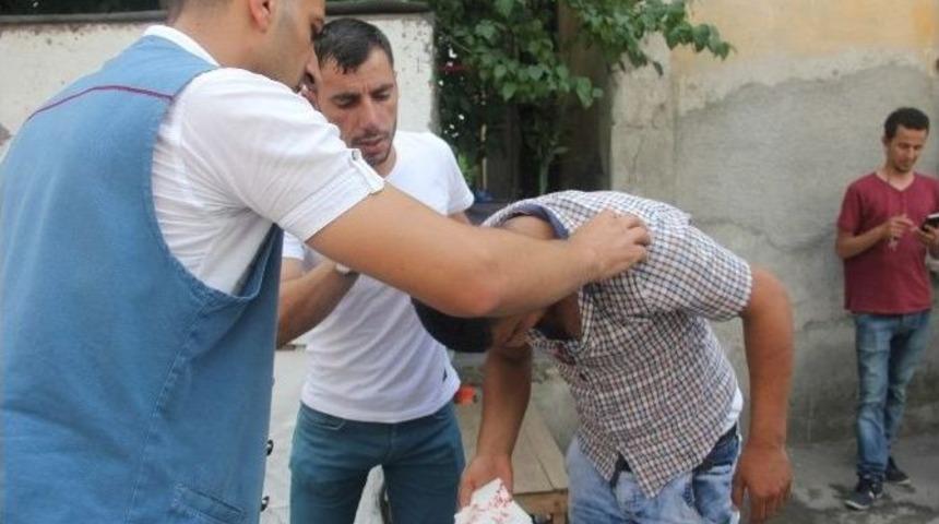 Arkadaş Kavgasında Kan Aktı