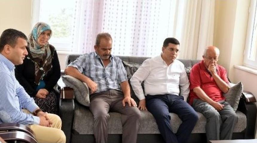 Kepez Şehidine Sahip &Ccedil;ıkıyor