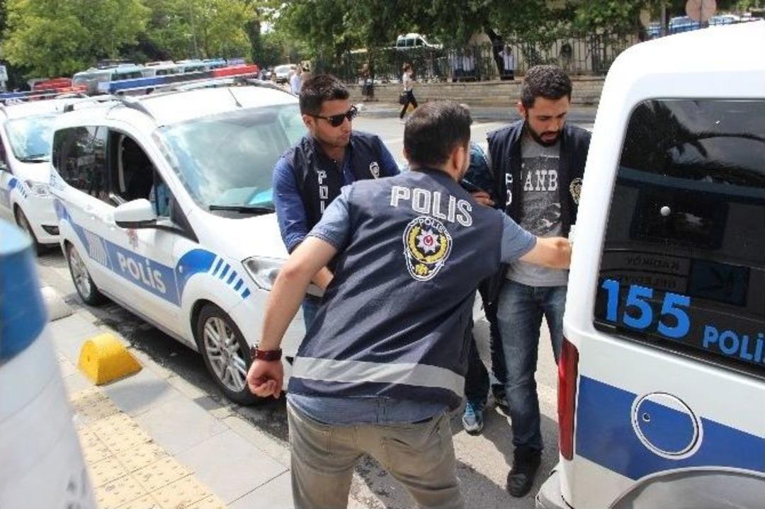 G&ouml;zl&uuml;k Kabında 5 Bin Liralık Uyuşturucuyla Yakalandı