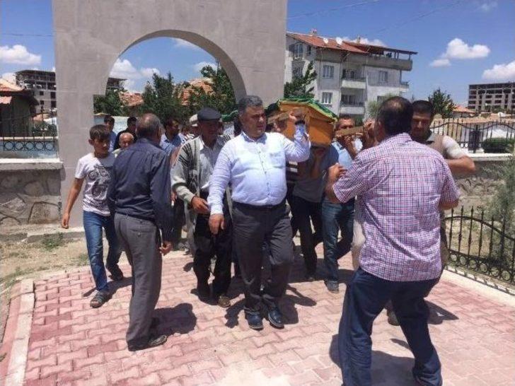 Sulama Kanalında Boğulan Kardeşler Yan Yana Defnedildi G5