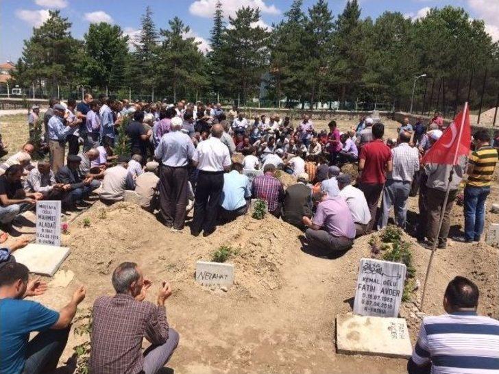 Sulama Kanalında Boğulan Kardeşler Yan Yana Defnedildi G1