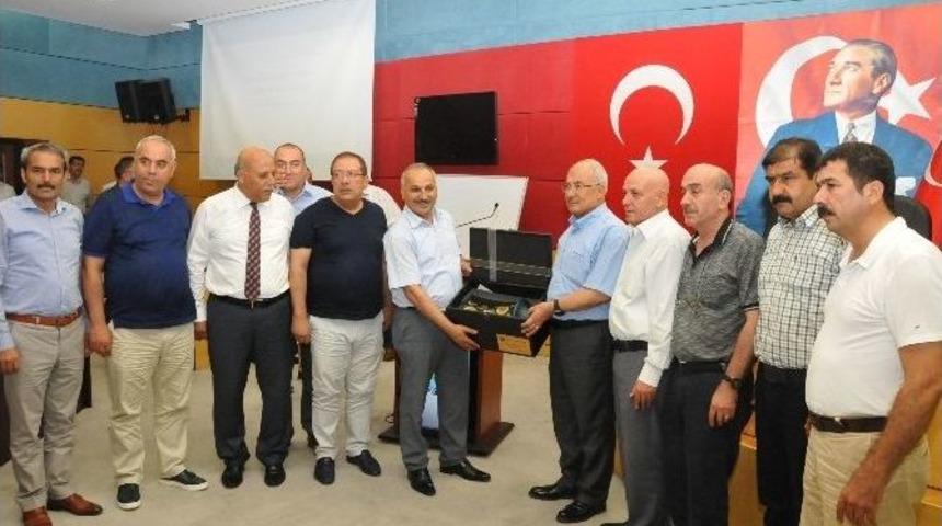 Kemalpaşa Sanayi Sitesi Esnafı Tapularına Kavuştu