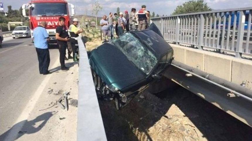 K&ouml;pr&uuml; Boşluğunda Kalan S&uuml;r&uuml;c&uuml;n&uuml;n Şanslı Kurtuluşu