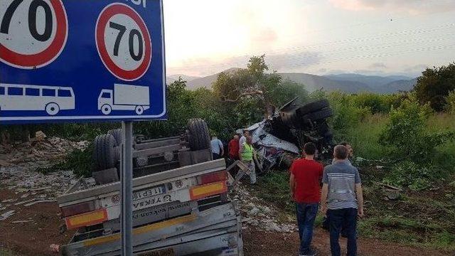 Bursa’da Freni Patlayan Tır Faciası