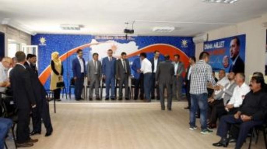 Ak Parti&rsquo;de Bayramlaşma T&ouml;reni Bayramın İlk G&uuml;n&uuml; Yapılacak