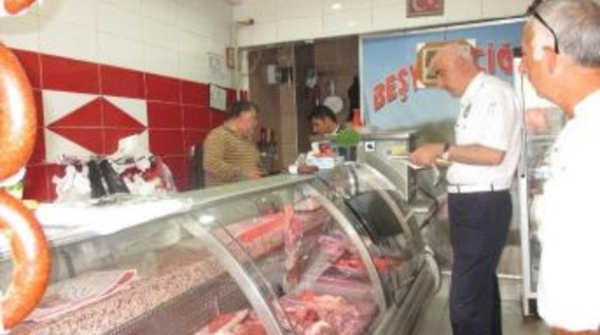 Efeler&rsquo;de Et &Uuml;r&uuml;nleri Denetlendi