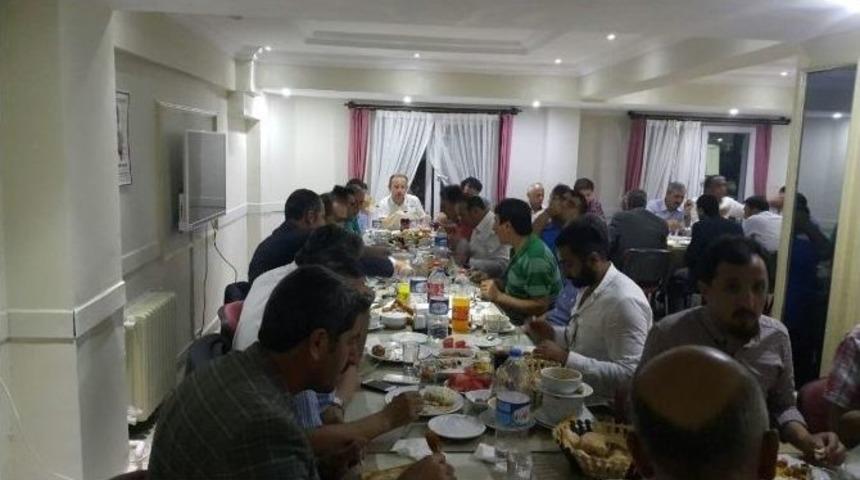 Ak Partiden Dayanışma Yemeği