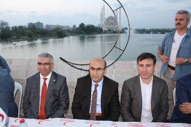 Kızılay’dan Taşköprü’de İftar