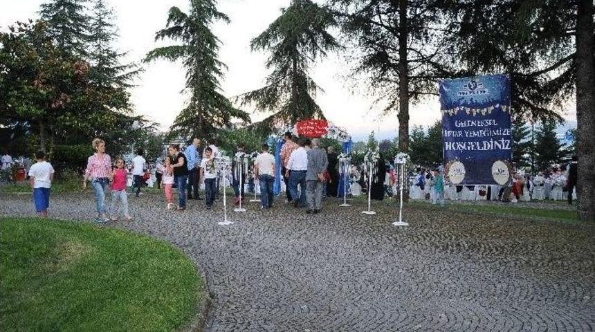 Standard Profil Grubu D&uuml;zce Ailesi İftarda Buluştu