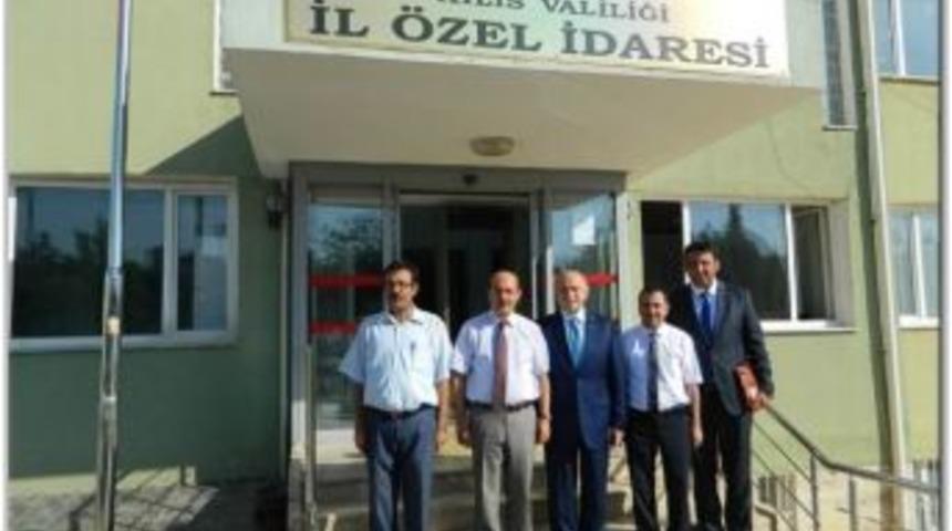 Nihat Özdemir, İl Özel İdare Genel Sekreteri Mustafa Bolat’ı Ziyaret Etti