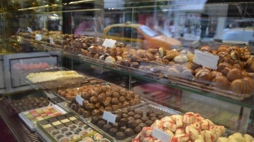 Bayramın Olmazsa Olmazları Tezgahlarda Yerini Aldı