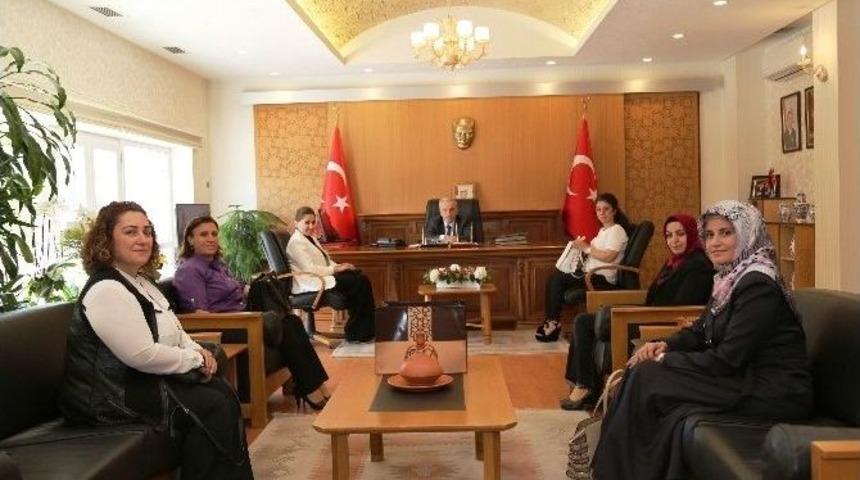 Memur Sen Kayseri İl Temsilciliği Kadınlar Komisyonu Vali Kam&ccedil;ı&rsquo;yı Ziyaret Etti