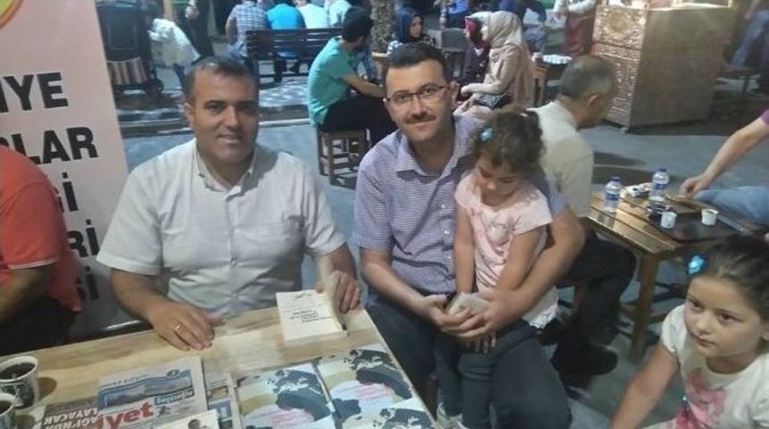 Eğitimci Yazar Hacı Sarı, Ramazan Sokağı&rsquo;nda Okurlarıyla Buluştu