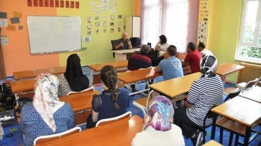 G&ouml;reme Belediye Başkanı Cingil İşkur &Ccedil;alışanlarına Veda Etti