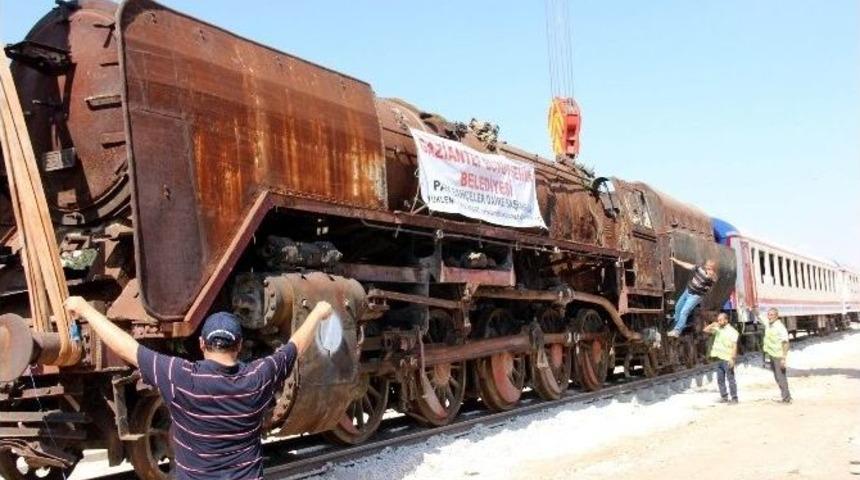 (&ouml;zel Haber) D&uuml;nyanın En B&uuml;y&uuml;k Buharlı Lokomotifleri Gaziantep&rsquo;te M&uuml;ze Oluyor.