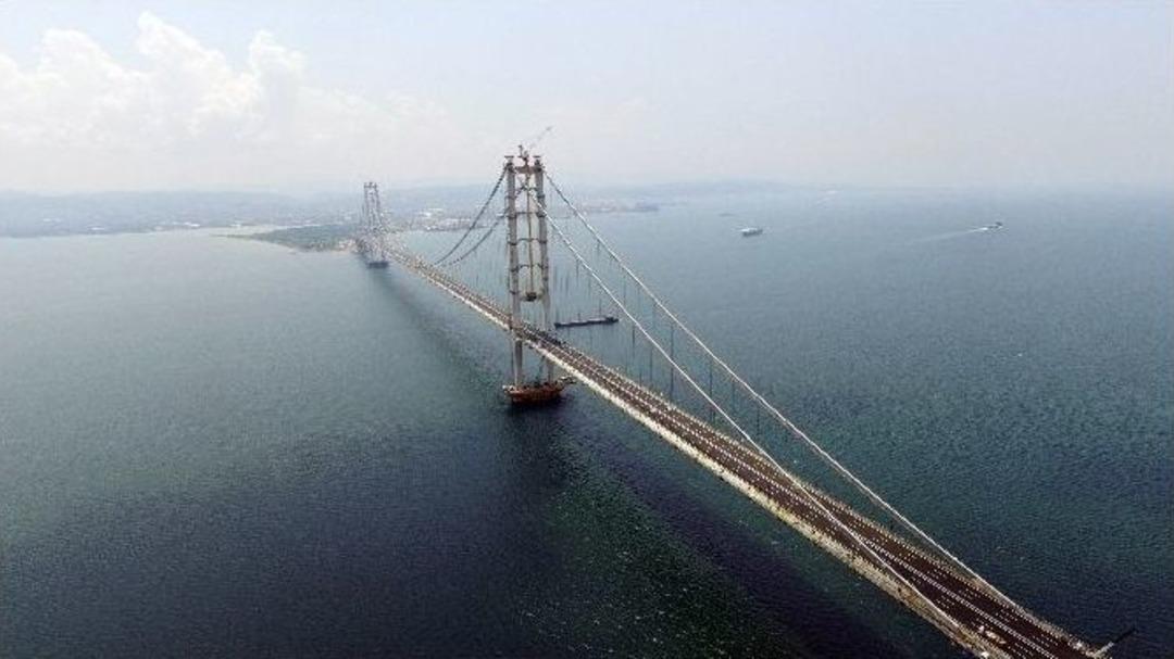 Osmangazi K&ouml;pr&uuml;s&uuml;&rsquo;n&uuml;n 3 Yıllık &Ouml;yk&uuml;s&uuml;n&uuml;n Nefes Kesen G&ouml;r&uuml;nt&uuml;leri