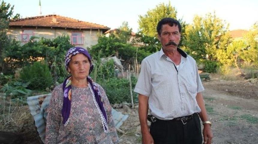 Kızının Boğazının Kesildiğini Rüyasında Görmüş