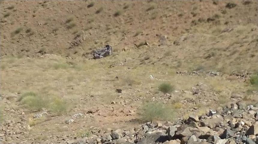 Ambulans S&uuml;r&uuml;c&uuml;s&uuml; N&ouml;bete Giderken Kazada &Ouml;ld&uuml;