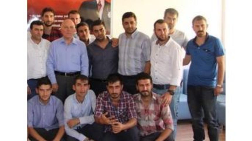 Hınıs Ak Gen&ccedil;likten Başkan Sekmen&rsquo;e Teşekk&uuml;r&hellip;