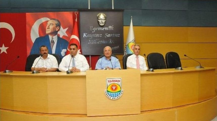 Tarsus Belediyesi&rsquo;nde Bayramlaşma