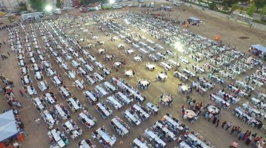 Odunpazarı Belediyesi&rsquo;nin Mahalle İftarları Sona Erdi