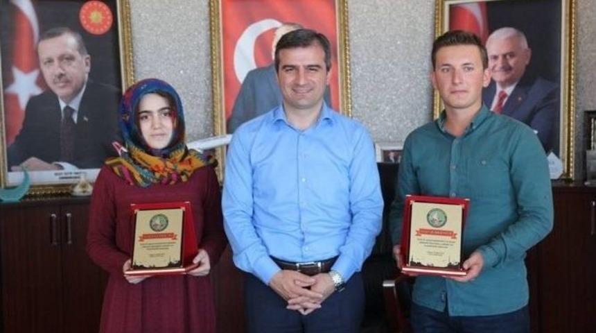 Başkan Yemenici&rsquo;den Sporda Ve Sosyal Anlamda Başarılılara &Ouml;d&uuml;l