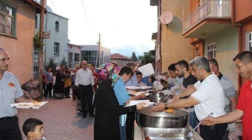 Son Mahalle İftarı Şehitler&rsquo;de