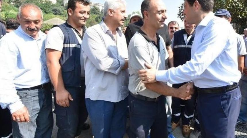 Başkan Hazinedar Personelle Bayramlaştı