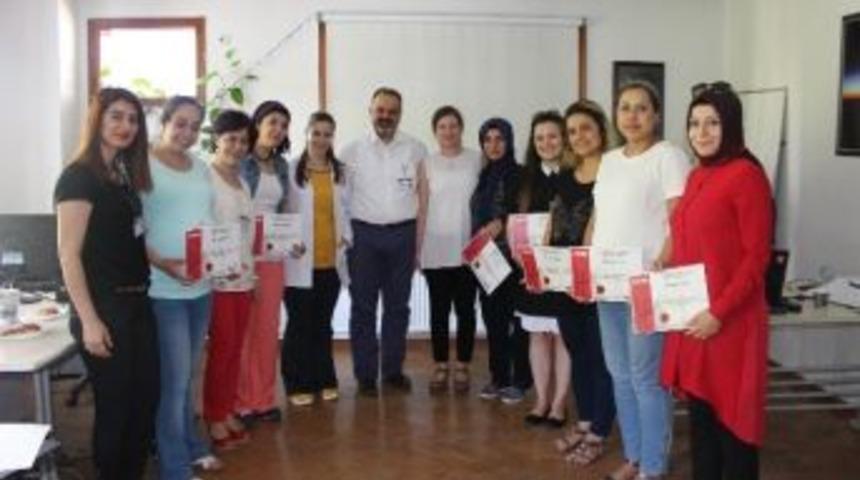 Hatem Hastanesi Doktor Ve İdarecilerinden Anne Adaylarına Gebelik Eğitimi