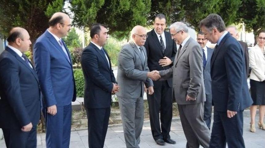 Vali G&uuml;ven&ccedil;er Yunusemre Kaymakamlığında Brifing Aldı