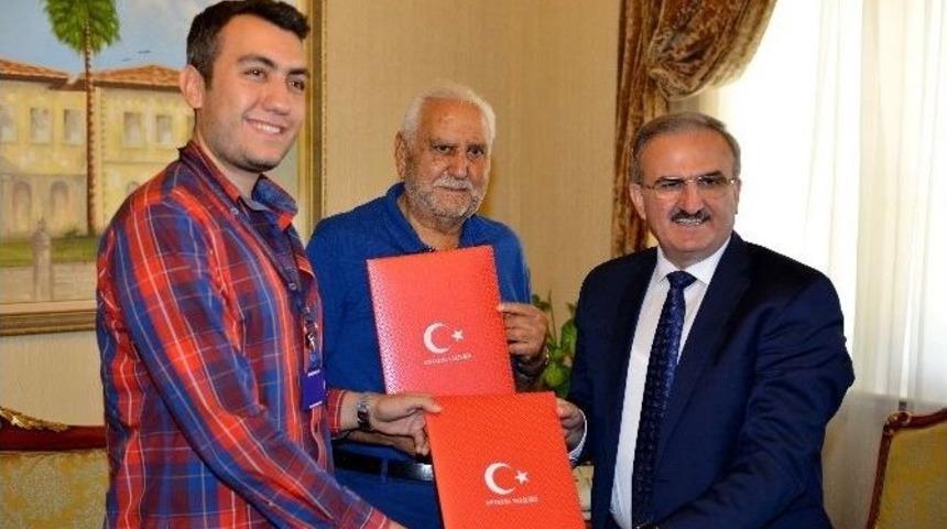 Hayırsever Dede Torun Kemer&rsquo;de Okul Arsası Bağışladı
