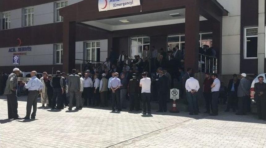 Van&rsquo;da Trafik Kazası; 2 &Ouml;l&uuml;